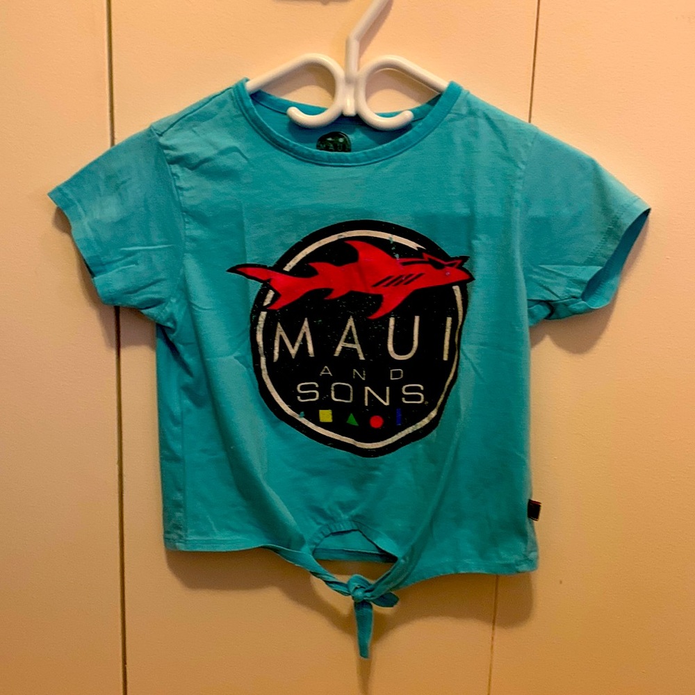 Maui and sons tee